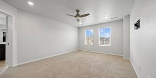 Spacious 3BR House in Castle Rock Gallery 9