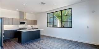 111 N Palm Canyon Dr Gallery 8