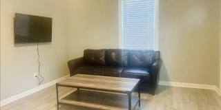 504 Central Ave Gallery 4