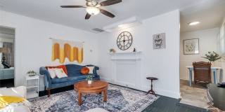 1317 E 38th Street Gallery 12