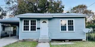 419 E Leonard Street Gallery 1