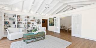 2400 Delmar Place Gallery 11