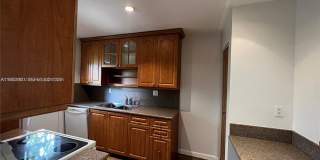 4111 Stirling Rd Gallery 1