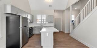 Memorial Village Gallery 24