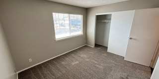 Charming 2Bed/1Bath 2nd Floor Condo located in Duck Creek Village - $500 Off Move in Fees! Gallery 18