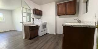 3 Bedroom home in SE Roseburg Gallery 5