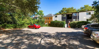 Spacious 1BR on The Near East Side Gallery 41