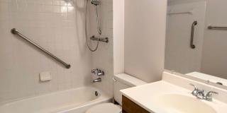 Spacious North Bethesda 3BR with Private Patio & Resort-Style Amenities Gallery 13