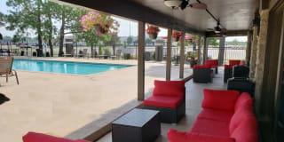 Metro Plex Apartments Gallery 21