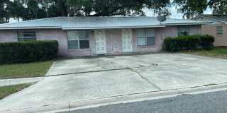 303 Oleander Drive Gallery 1