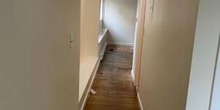 Modern Spacious Sunny Studio  in old School building Conversion Utilities included NO Fee Students ok Gallery 5