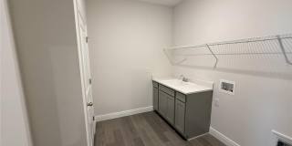 2113 WARREN ACRES Boulevard Gallery 17