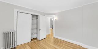 21-23 Richards Rd unit: 21 Gallery 17