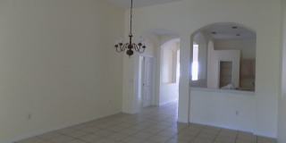 CHARMING 3BR/2BA/OFFICE/2GARAGE Gallery 12