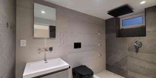 25-64 38 ST. Gallery 1