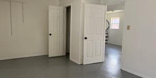 1711 Norwich Avenue Gallery 6