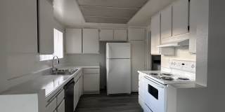 101-197 N. Ridgeway Gallery 6