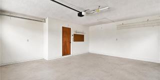 2101 SE Dolphin Road Gallery 37