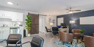 Colonial Village Gallery 29