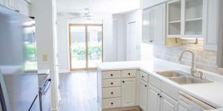 3 bedroom House in Heart of Auburn Gallery 5