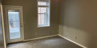 Large Downtown Condo Gallery 13