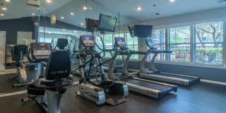 Windsor Estate Apartment Homes Gallery 9