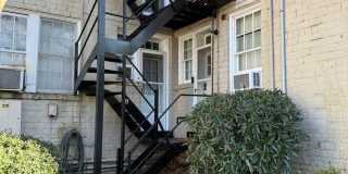 Fully Furnished & Newly Renovated 2 Bedroom Convenient to Moses Cone Hospital - Flexible Lease Terms Available! Gallery 20