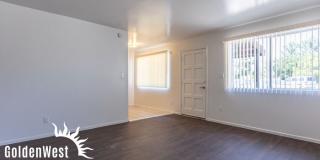 2209 West Belmont Avenue Gallery 3