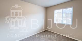 East Woodmen Townhome Gallery 20