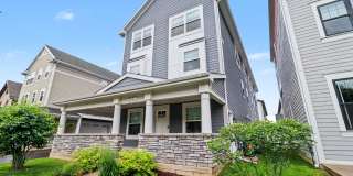 619 Fairview Ave NE Apt 1 619 Fairview Ave NE Apt 1 Gallery 2