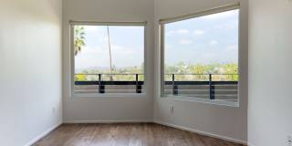 845 N La Fayette Park Pl Gallery 2