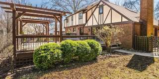 Large 5BR/3.5 Bath in Elm Heights. Available Now! Gallery 4