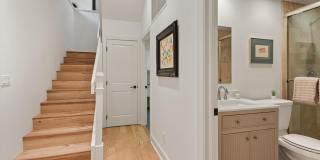 111 S Sixth Street Gallery 29