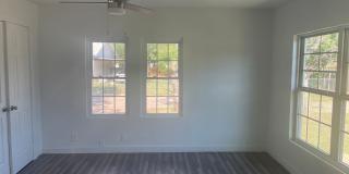 2 BED 1 BATH! Gallery 10