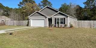 4 Bedroom 2 Bathroom House Available Now Gallery 1