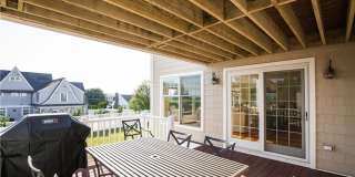 573 Wolcott Avenue Gallery 40