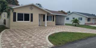 7613 NW 68th Terrace Gallery 1