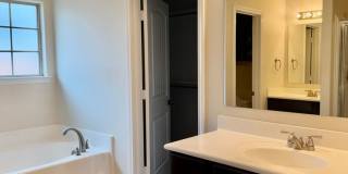 Gorgeous 4/2/2 in Bella Mia Estates! Lubbock-Cooper ISD! Gallery 16