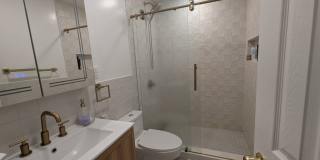 Renovated 1-Bedroom Apartment with Water Views, Private Entrance & Utilities Included Gallery 6