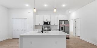 2652 W Paragon Lane Gallery 16