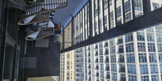 33 W Delaware Place Gallery 12