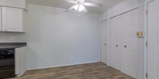 Fox Pointe Apartments Gallery 9