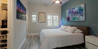 100 4TH AVENUE S Gallery 15