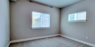 Luxurious and spacious 3 bed home in Manette Gallery 7