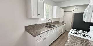 1685-1697 Summit St. / 109-137 E. Penn St. Gallery 10