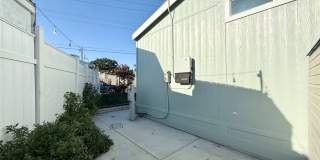80 Huntington St Gallery 26