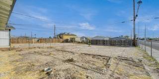 Single Story 4 bedroom home! Gallery 36