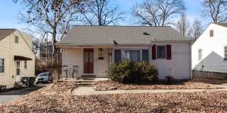 Brentwood Cottage for Lease Gallery 1