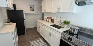 1245 Laurel Avenue Gallery 2