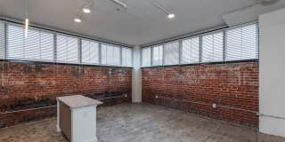 The Oliver The Oliver Gallery 15